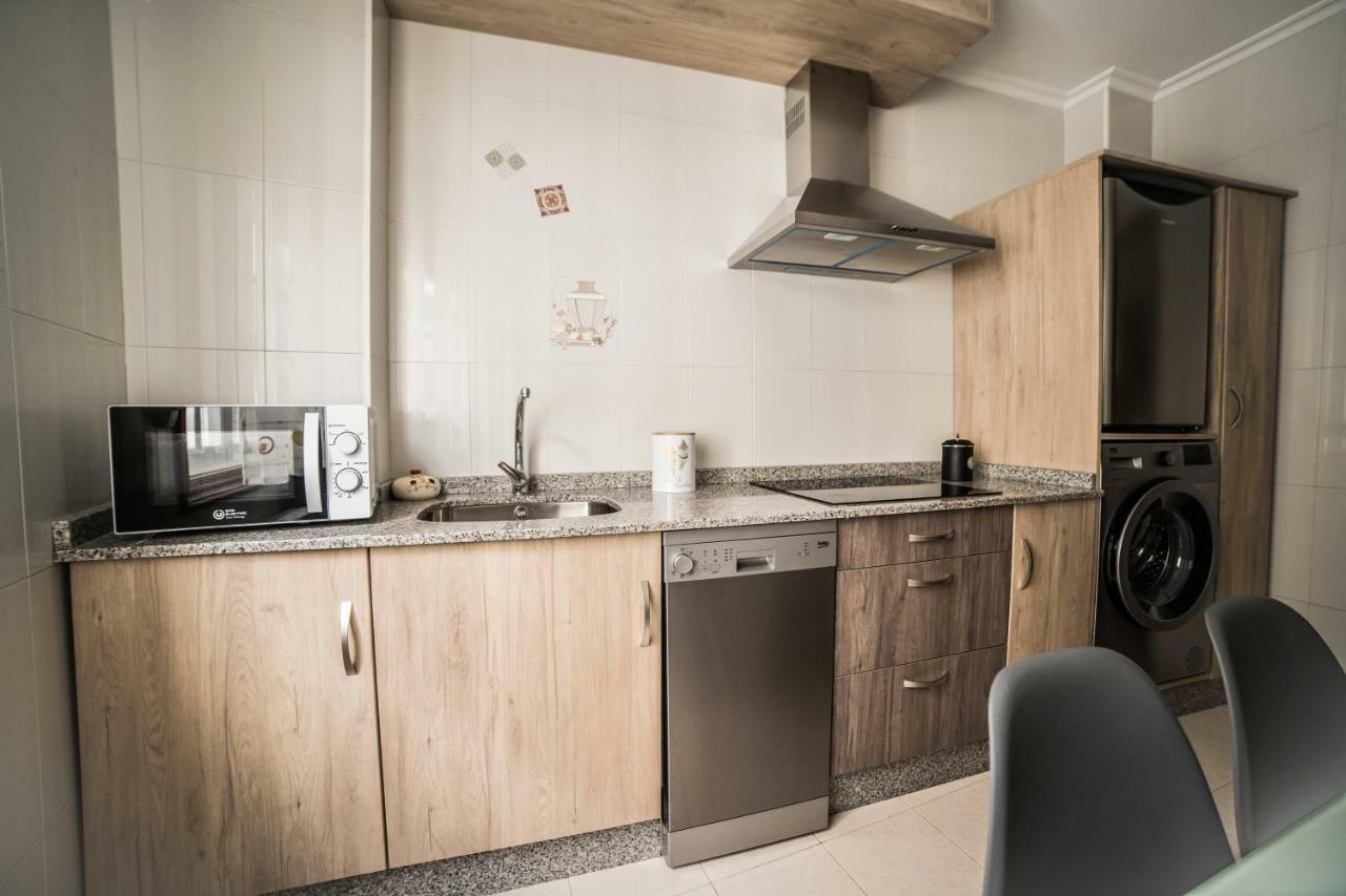 Apartamentos Enteros O Lagar Melide Exteriör bild