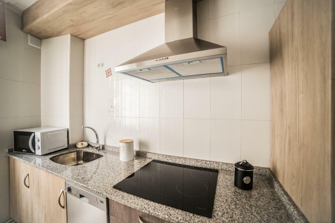 Apartamentos Enteros O Lagar Melide Exteriör bild